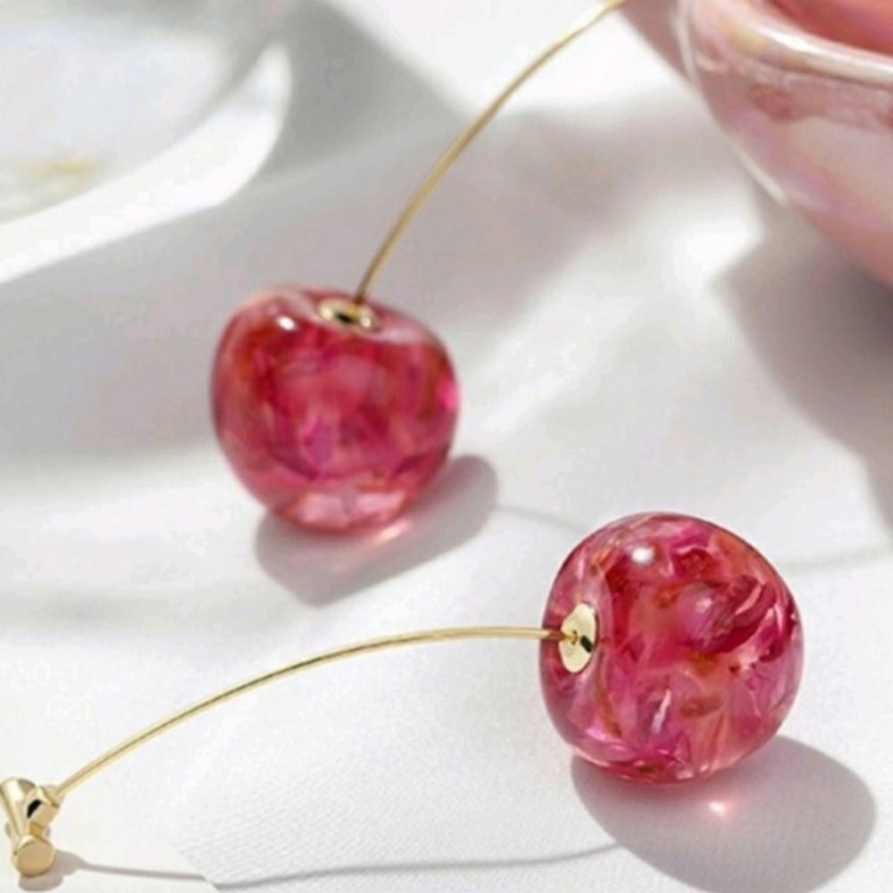 Cherry Threaded Resin Earrings - Picture 5 of 12